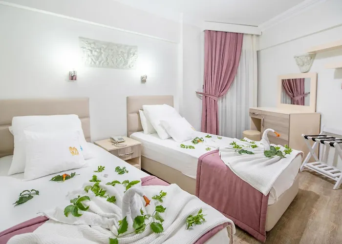 Sea Bird & Отель 3*