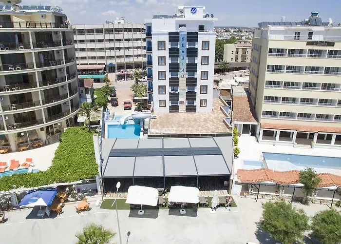 Sea Bird & Отель