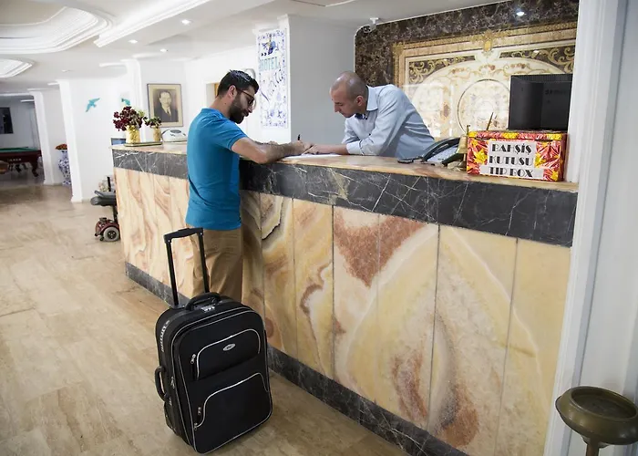 Sea Bird & Отель 3*